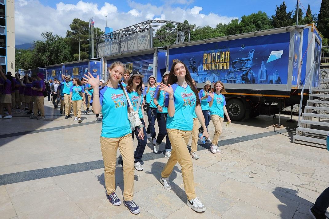 Путешествие в прошлое на автопоезде «Россия – моя история» 